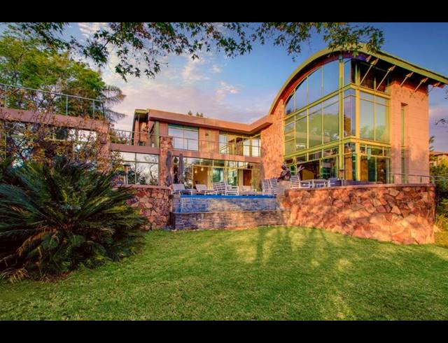 3 BEDROOM PROPERTY TO RENT IN FOURWAYS GARDENS